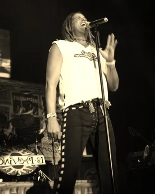 Carlos Vives Grand Prairie