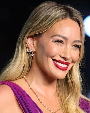 Hilary Duff Irving