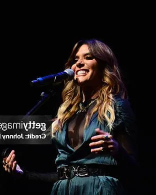 Kany Garcia Irving