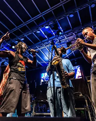 Lawrence - Band Irving
